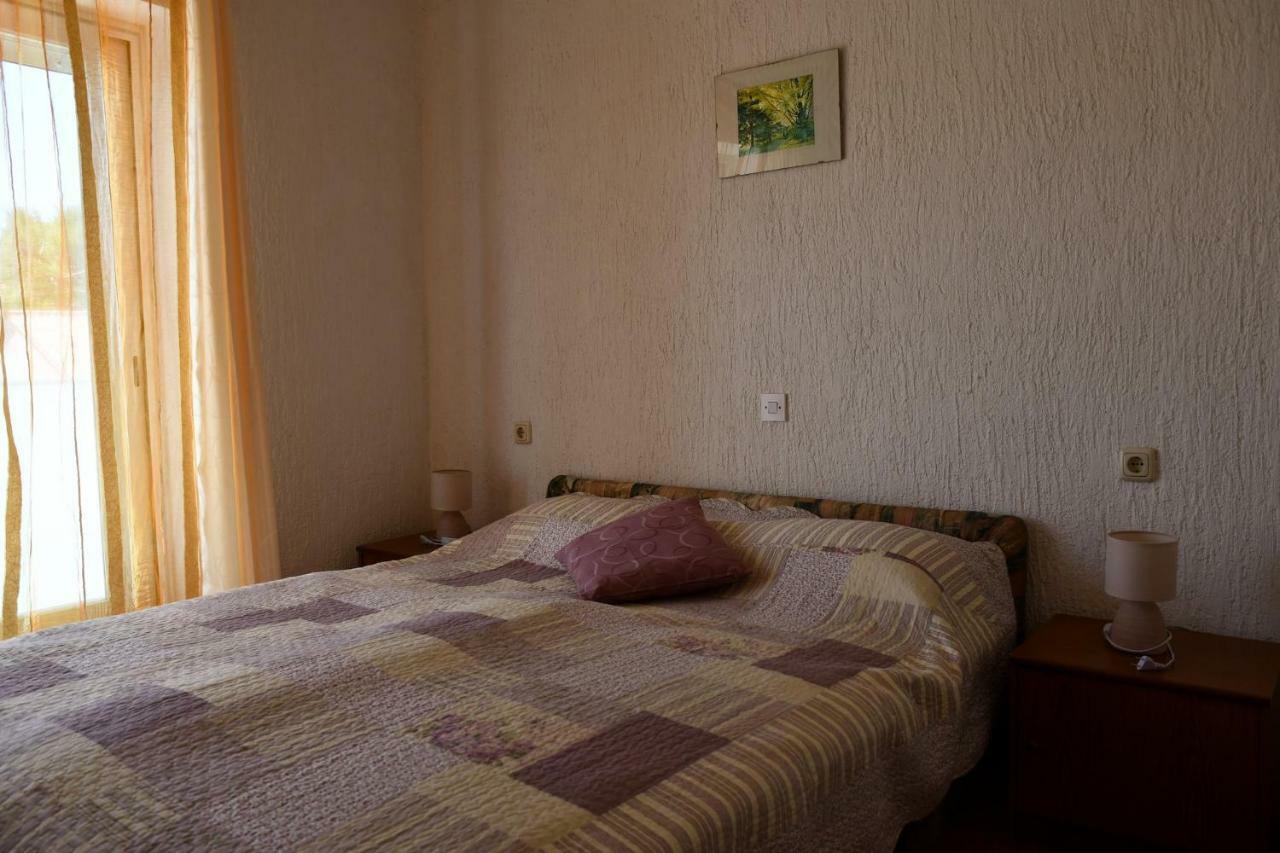 Apartments Josip Rab Town Exterior photo