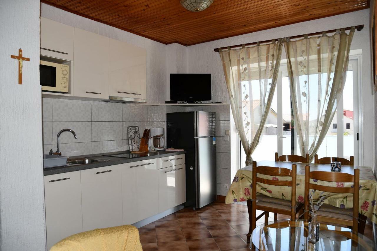 Apartments Josip Rab Town Exterior photo
